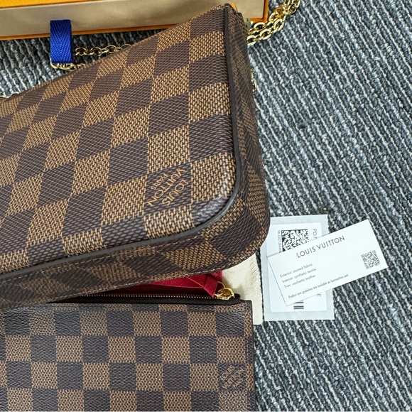 LOUIS VUITTON DAMIER EBENE FELICIE POCHETTE CLUTCH - Picture 6 of 16